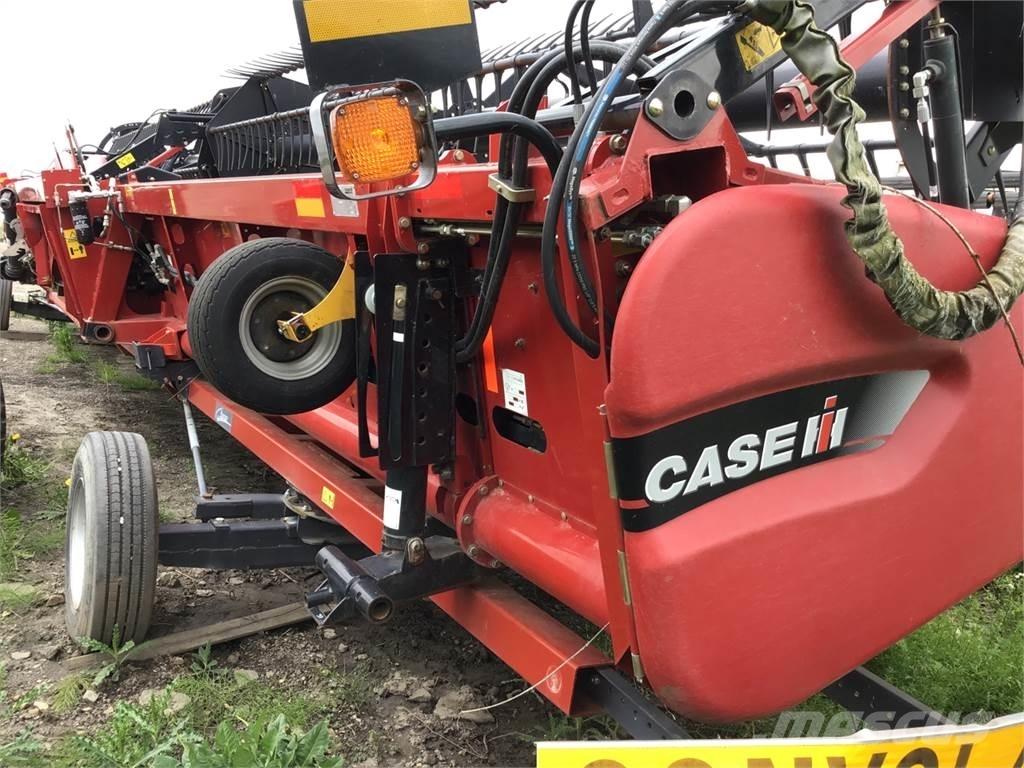 Case IH 3100 Ražas novākšanas galvas