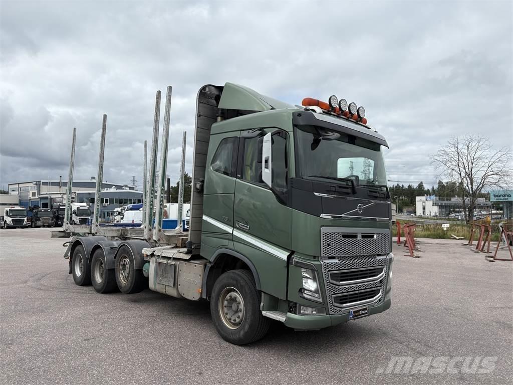 Volvo FH16 8x4 Kokvedēji
