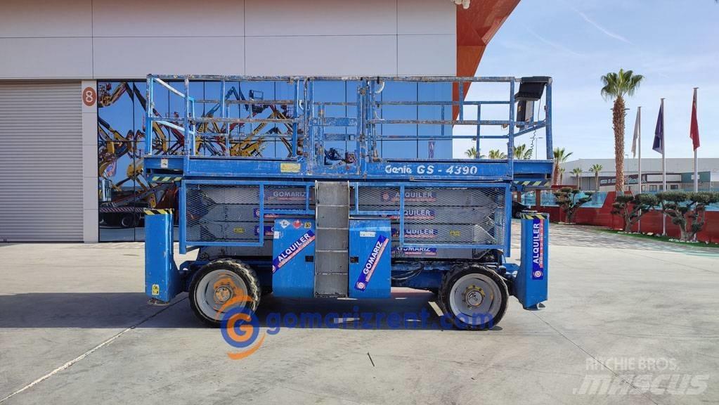 Genie GS 4390 RT Šķerveida pacēlāji
