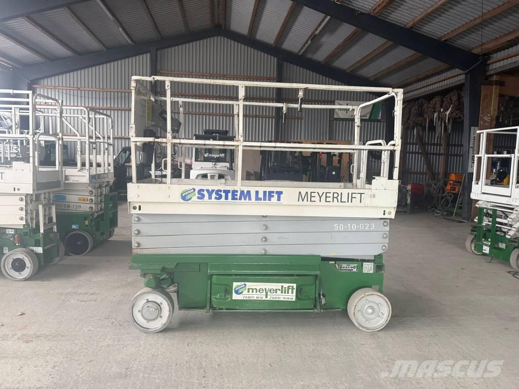 JLG 2646 ES Šķerveida pacēlāji