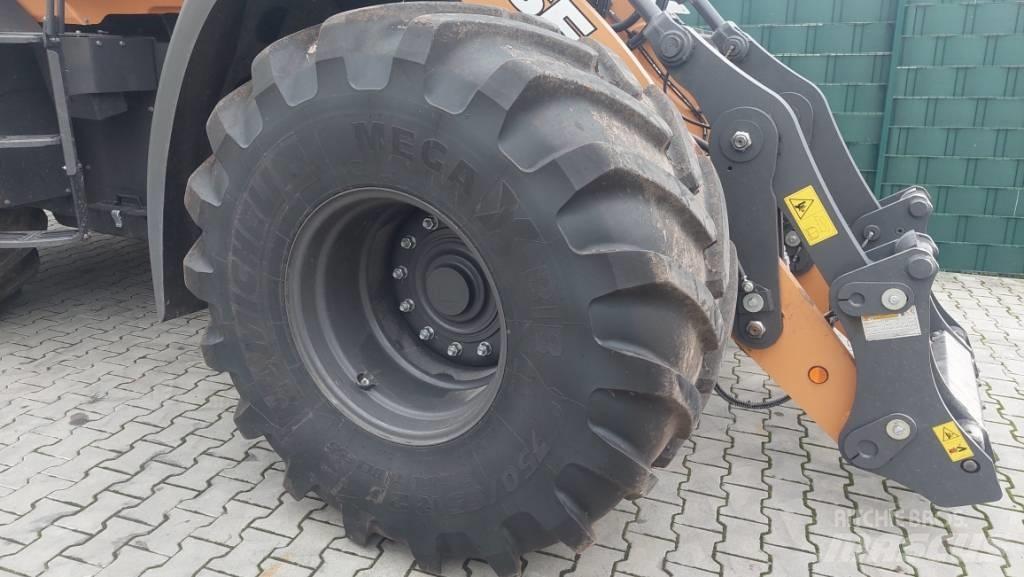 CASE 721 G Iekrāvēji uz riteņiem