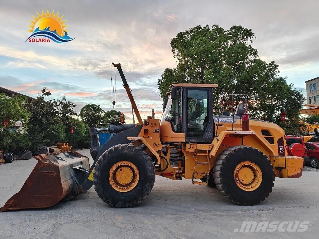 Volvo L 120 Iekrāvēji uz riteņiem