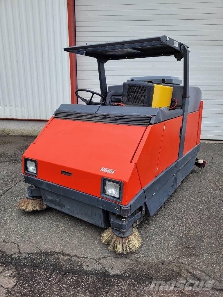 Hako 1500 B Kombinētais skrubis/ slaucītājs
