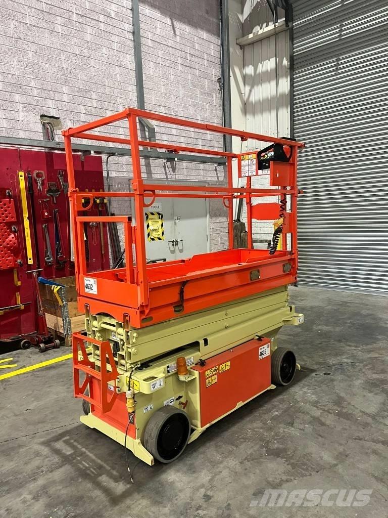 JLG 6 RS Šķerveida pacēlāji