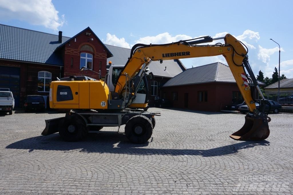 Liebherr A 918 Ekskavatori uz riteņiem