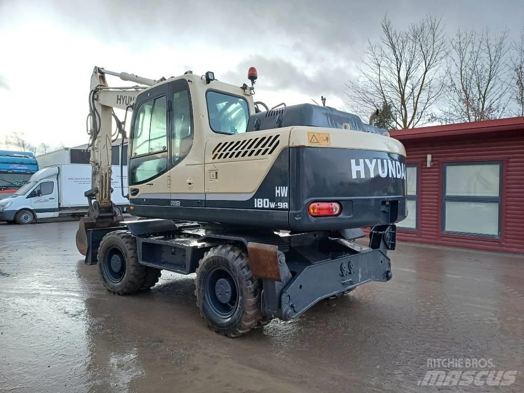 Hyundai HW 180 - 9A Ekskavatori uz riteņiem