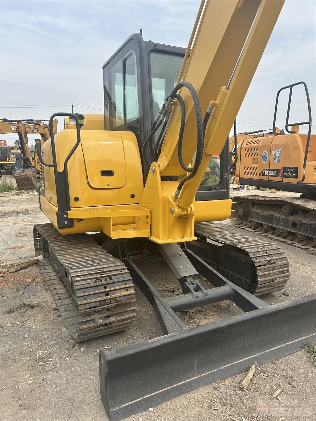 Komatsu PC 56 Mini ekskavatori < 7 t