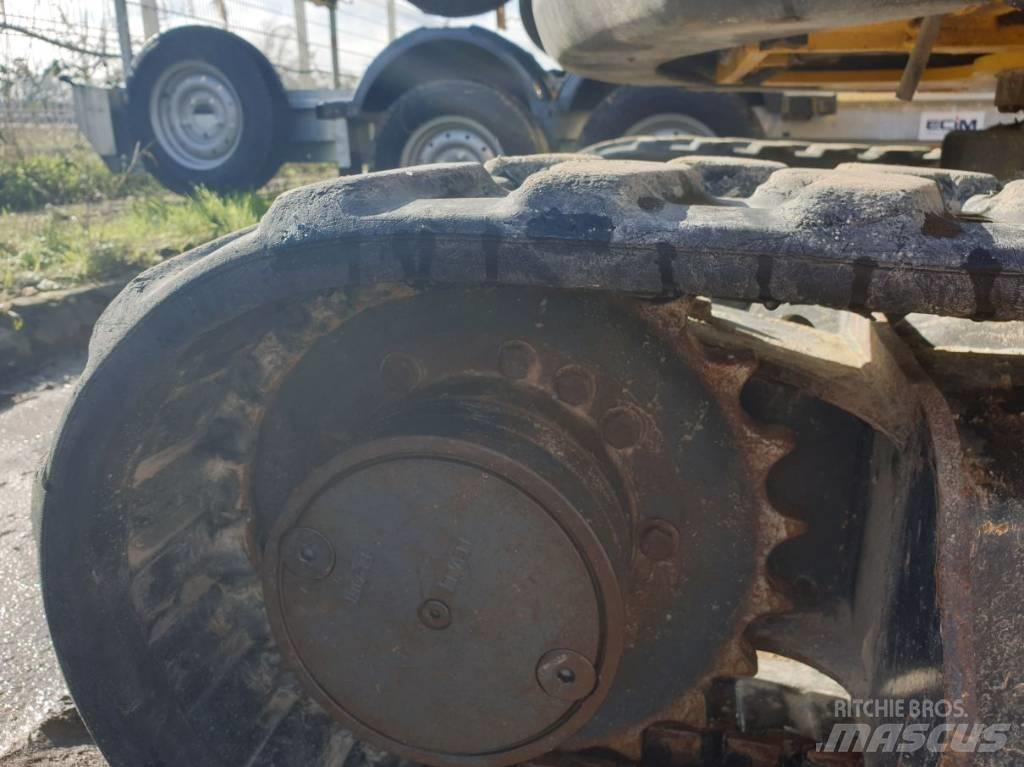 Komatsu PC26MR-3 Mini ekskavatori < 7 t