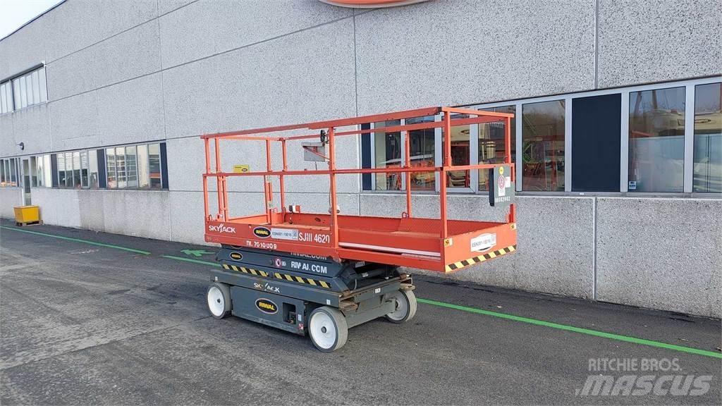 SkyJack SJIII4620 Šķerveida pacēlāji
