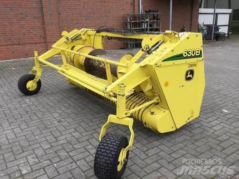 John Deere 630 B Ražas novākšanas kombainu papildaprīkojums