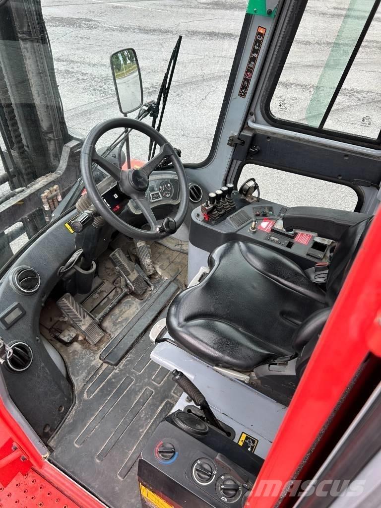Hyundai 80D-7E Tehnika ar dīzeļa dzinēju