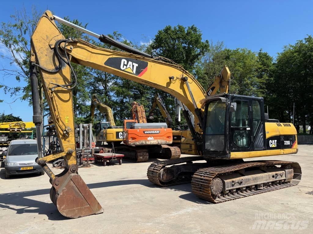 CAT 320 D L Kāpurķēžu ekskavatori