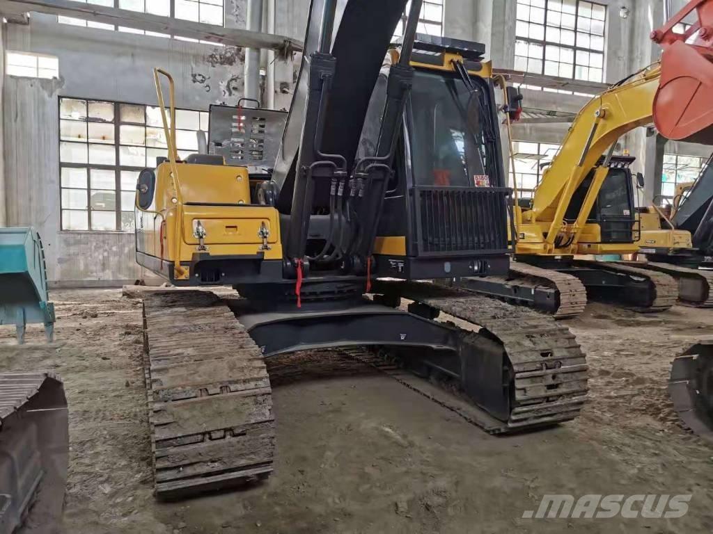 Volvo EC200D Kāpurķēžu ekskavatori