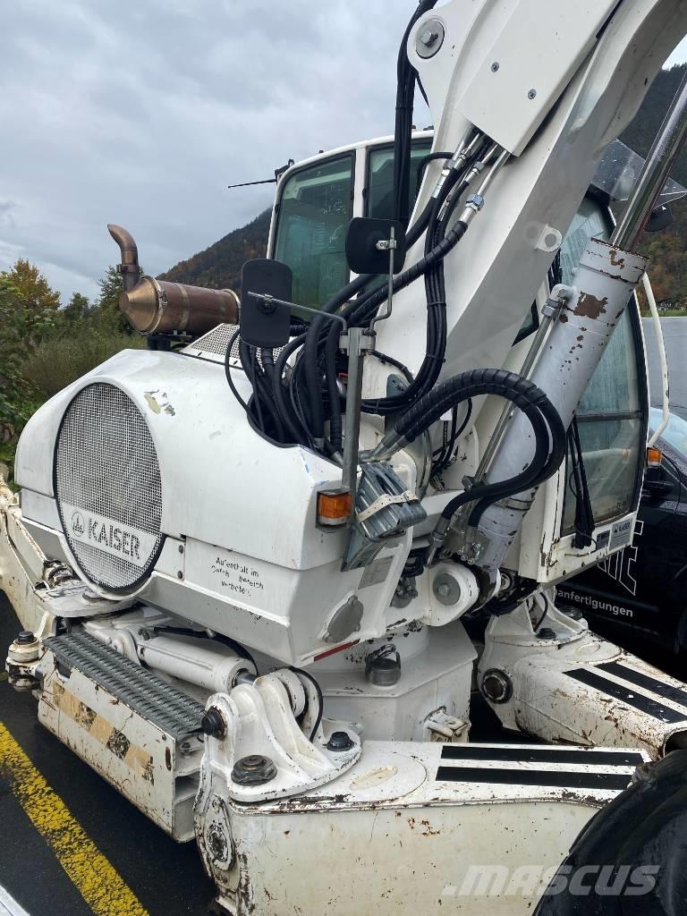 Kaiser S2-4 Vidēja lieluma ekskavatori 7 t - 12 t