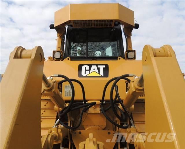 CAT D 7 R Kāpurķēžu buldozeri