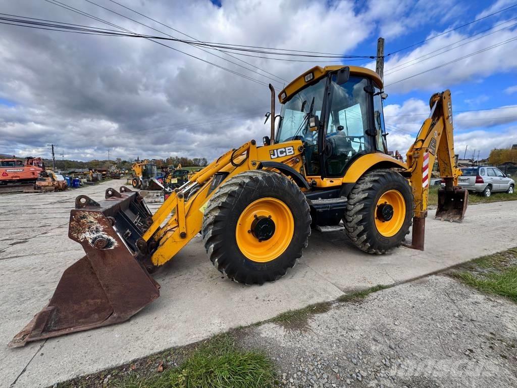 JCB 4CX Ekskavatori-iekrāvēji