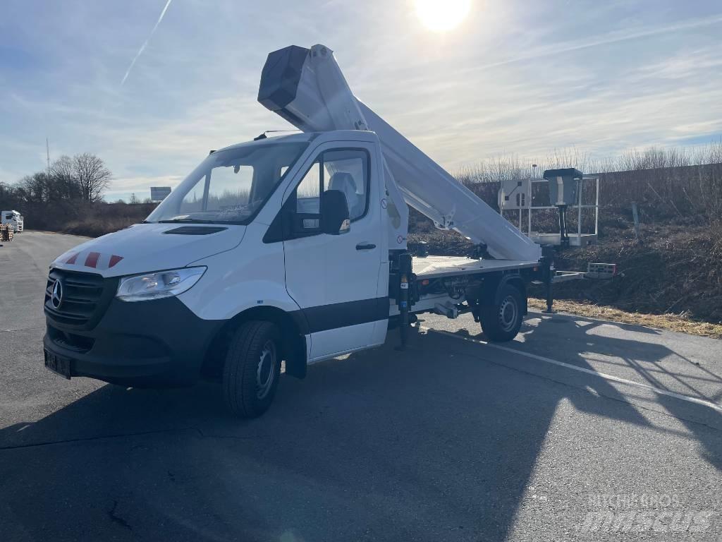 Ruthmann TB 300 Pacēlāji uz automašīnas bāzes