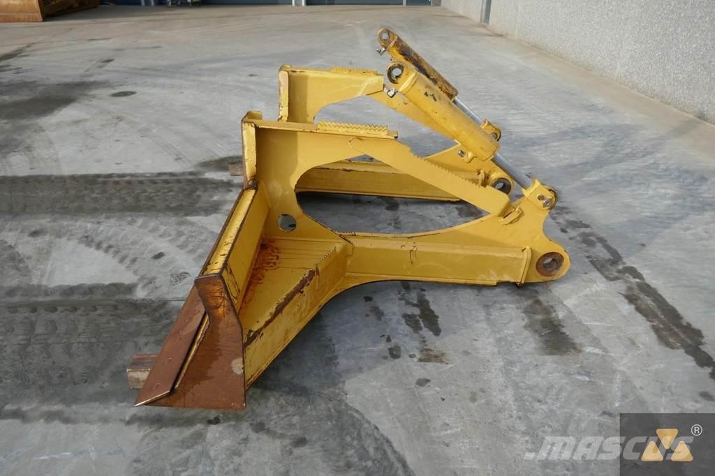 CAT Skidder blade Naži