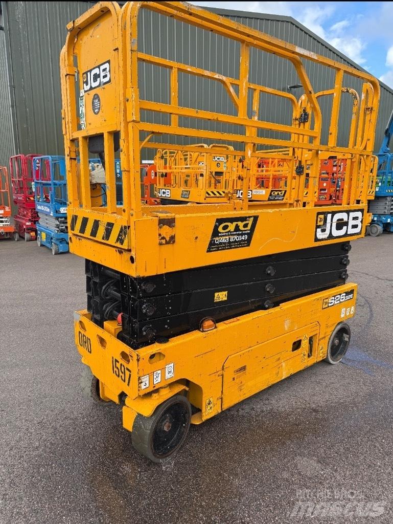 JCB S 2632 E Šķerveida pacēlāji