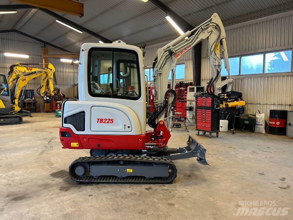 Takeuchi TB225 Mini ekskavatori < 7 t