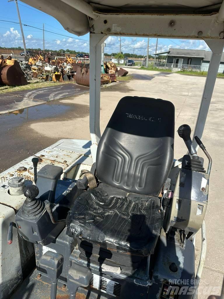 Takeuchi TB 135 Kāpurķēžu ekskavatori