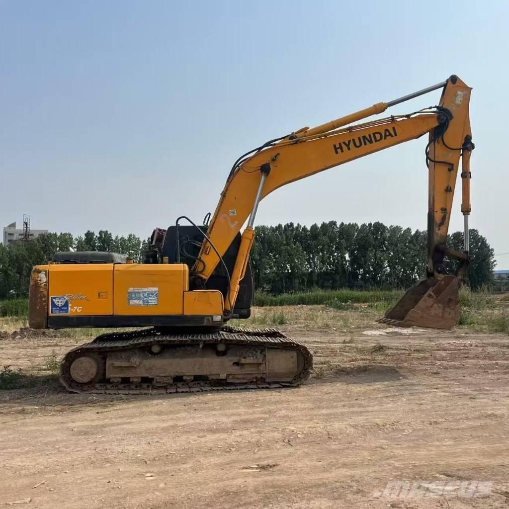 Hyundai Robex 215-7 Kāpurķēžu ekskavatori