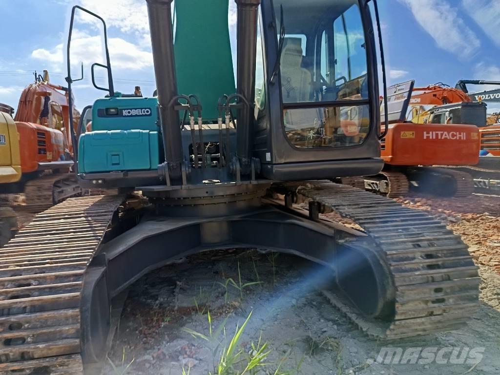 Kobelco SK 210 Kāpurķēžu ekskavatori