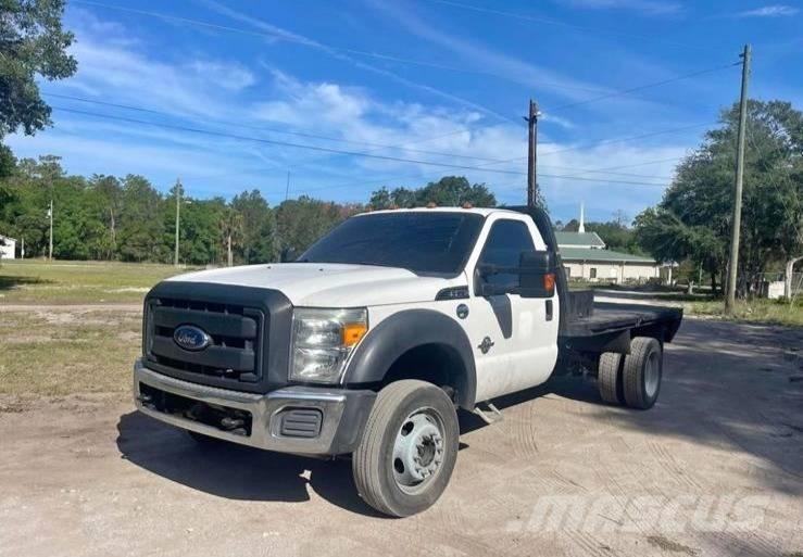 Ford F 550 Platformas/izkraušana no sāniem