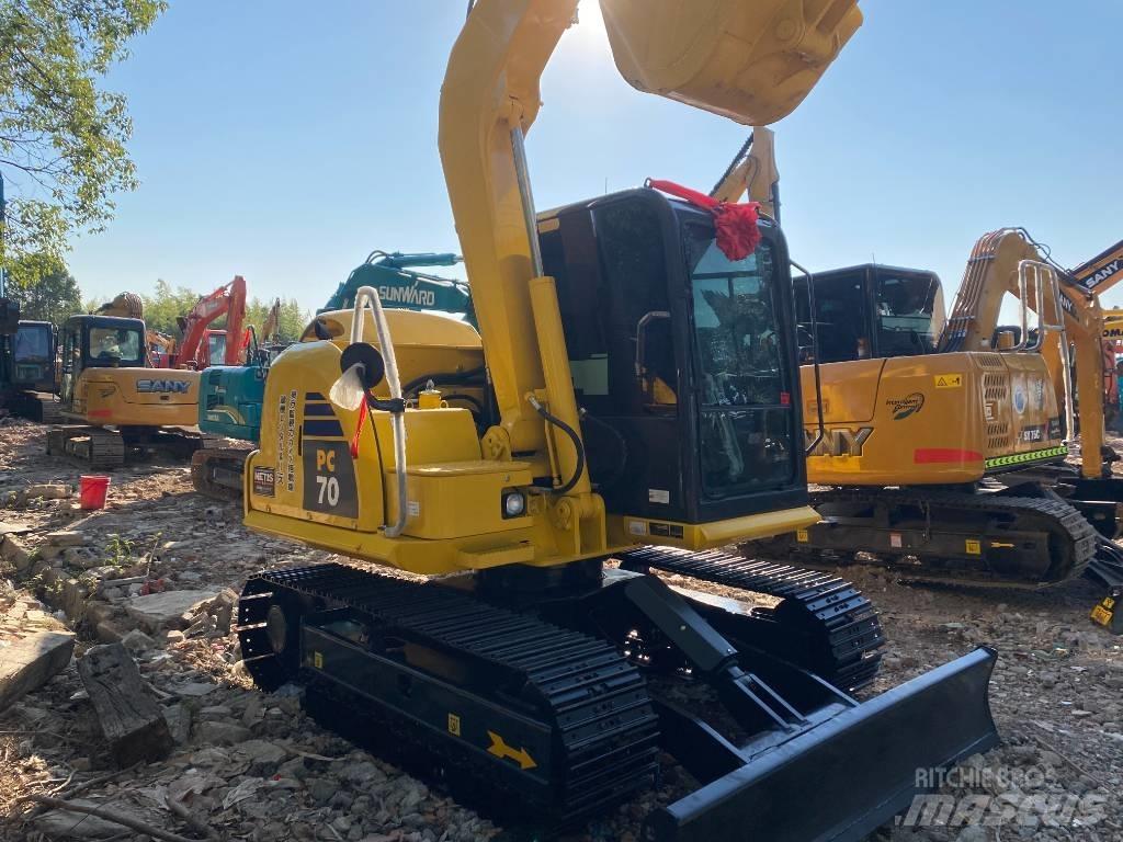 Komatsu 70-8 Kāpurķēžu ekskavatori