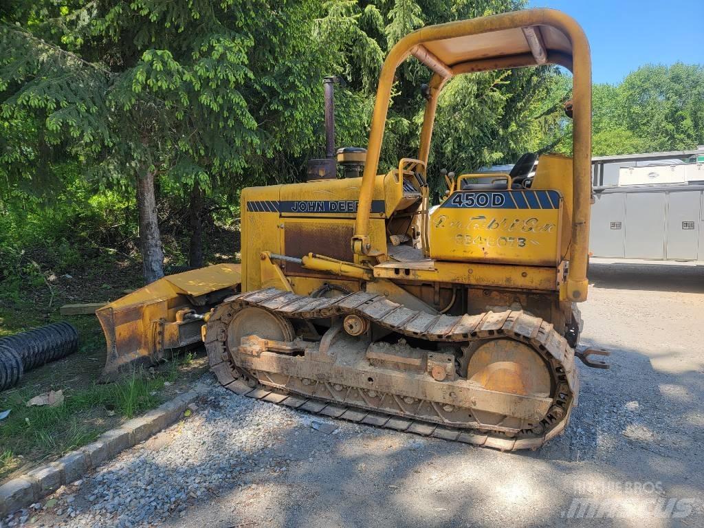 John Deere 450 D Kāpurķēžu ekskavatori