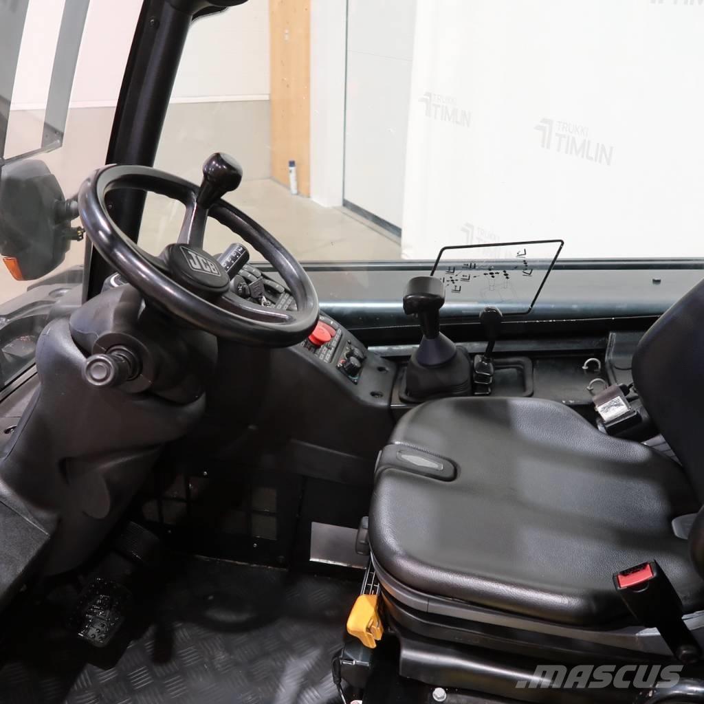 JCB TLT 35D 4X4 T4 Apvidus autokrāvējs