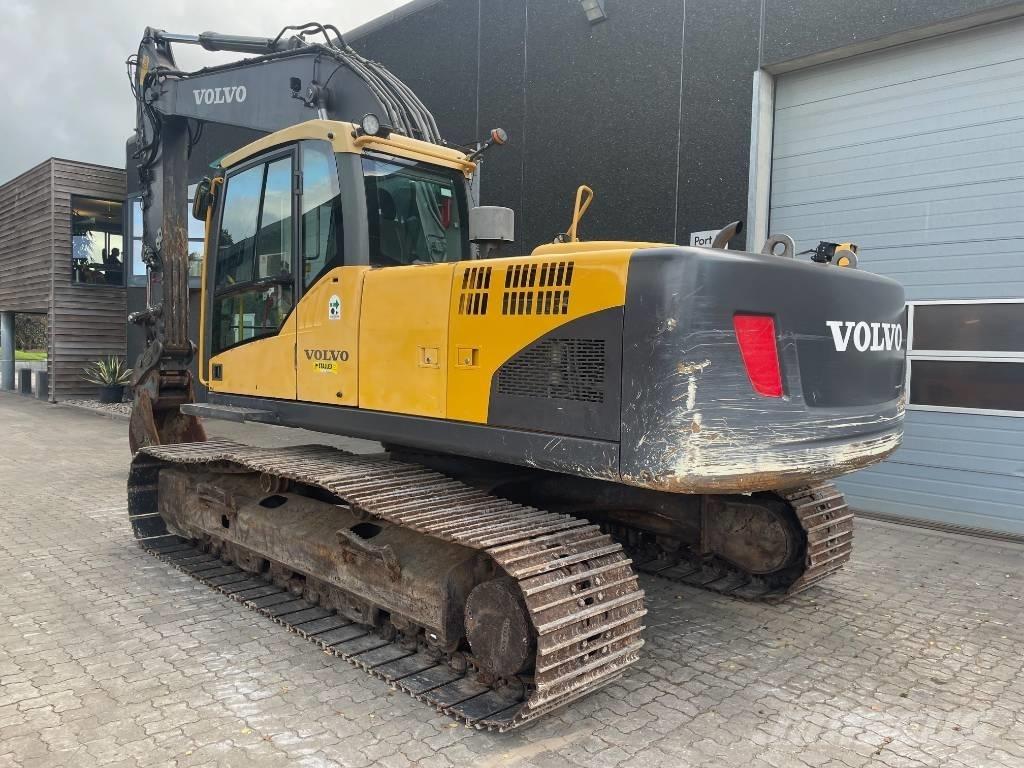 Volvo EC210CL Kāpurķēžu ekskavatori