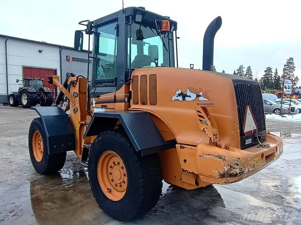 CASE 521D XT Iekrāvēji uz riteņiem