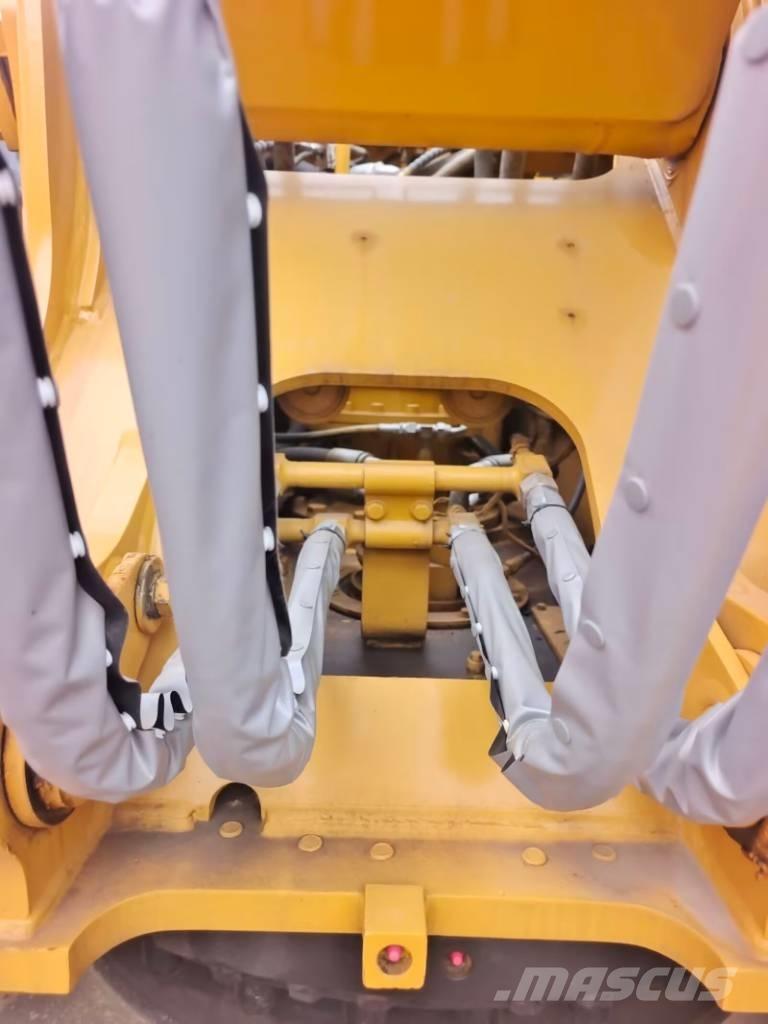 CAT 323 GC Kāpurķēžu ekskavatori