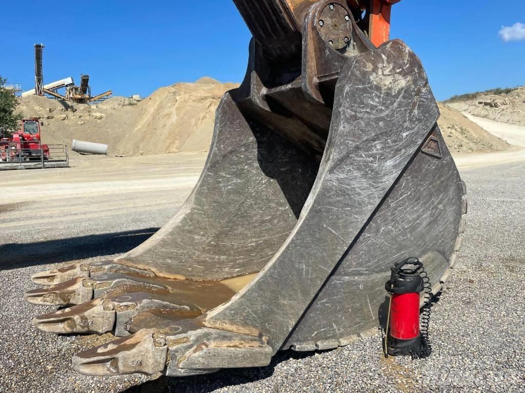 Hitachi EX 1200-6 Kāpurķēžu ekskavatori