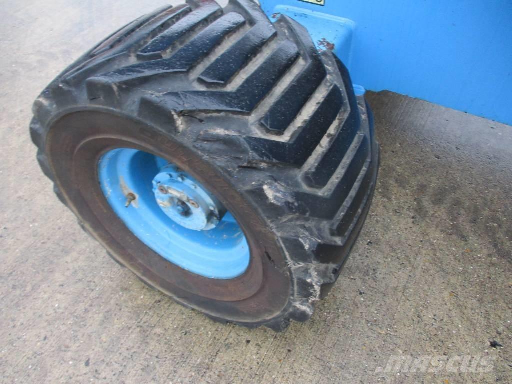 JLG 510 AJ (046) Kompakts pacēlājs ar rotējošu strēli