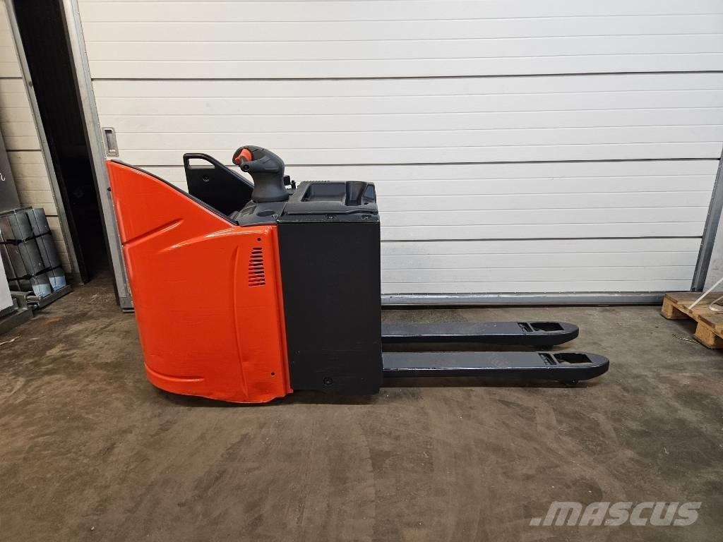 Linde T20SP Zemie palešu pacēlāji