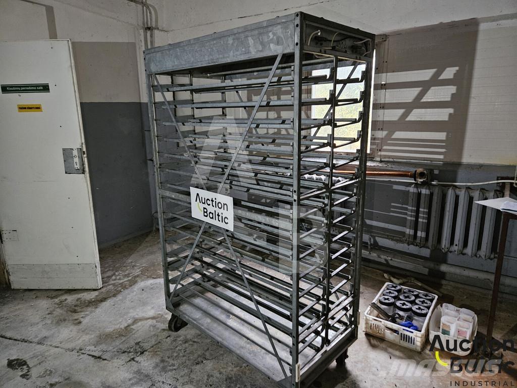 Jamesway  Cits lopkopības aprīkojums