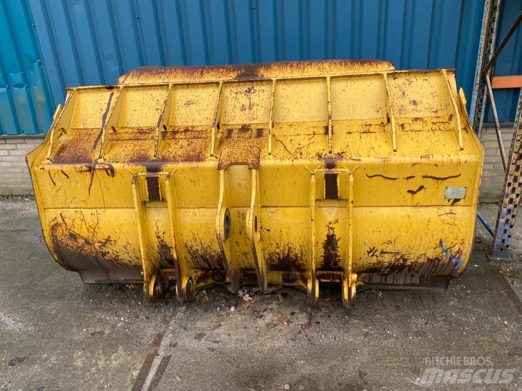 CAT 963 bucket  C/D/K Kāpurķēžu iekrāvēji