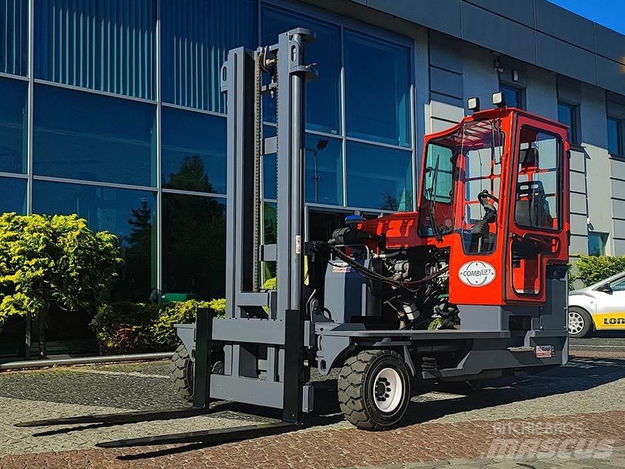 Combilift C5000XL Četru virzienu krāvēji