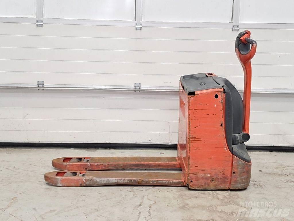 Linde T16 Zemie palešu pacēlāji