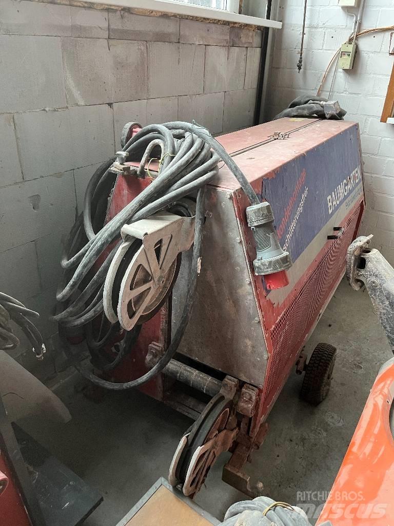 Hilti DSW 3018 E Akmens un betona zāģi