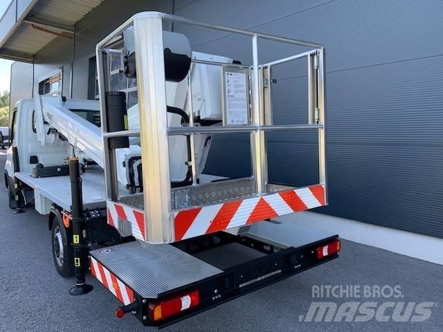 VERSALIFT VTX-240.3 Pacēlāji uz automašīnas bāzes