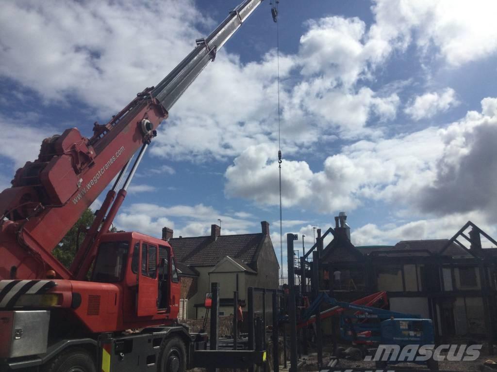 Kobelco rk200-2 Visurgājēji celtņi