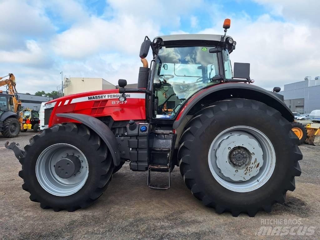 Massey Ferguson 8737 Traktori