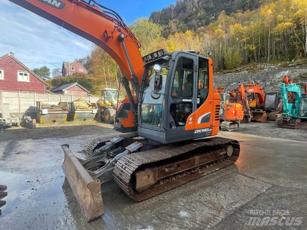 Doosan DX140LCR-5 Kāpurķēžu ekskavatori