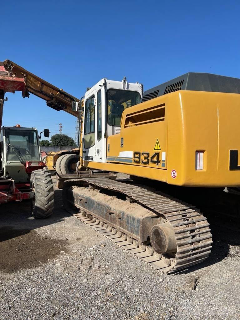 Liebherr R 934 B Kāpurķēžu ekskavatori