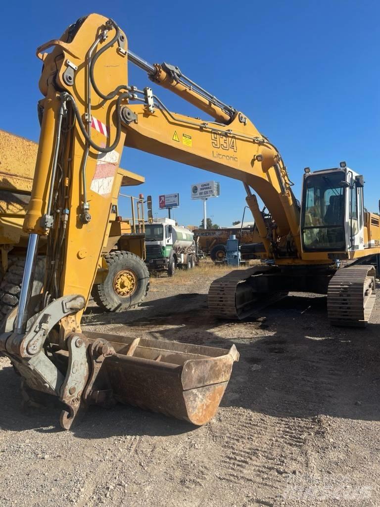Liebherr R 934 B Kāpurķēžu ekskavatori