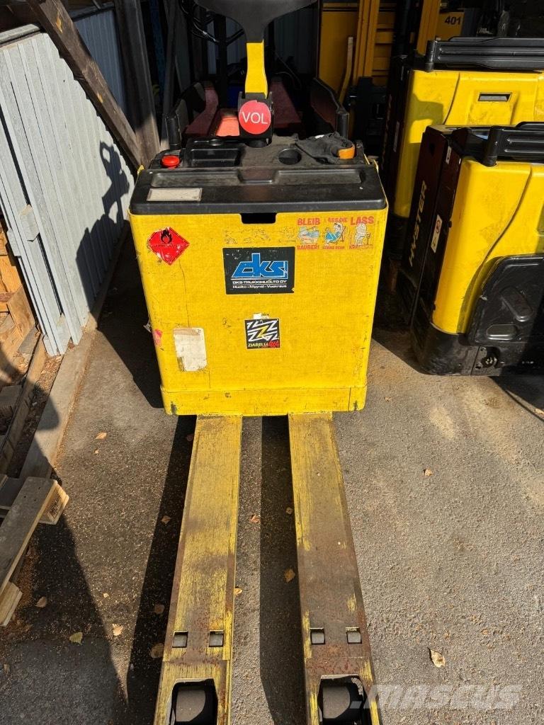 Hyster P 2.0 SFBW Zemie palešu pacēlāji