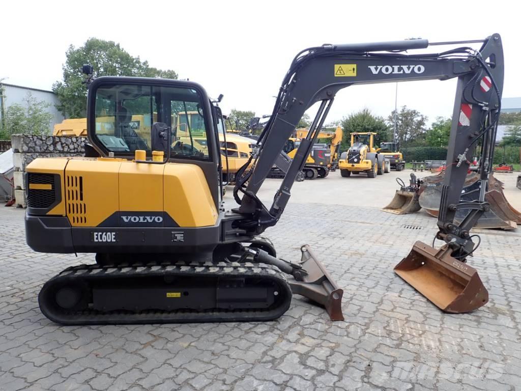 Volvo EC 60 E Vidēja lieluma ekskavatori 7 t - 12 t